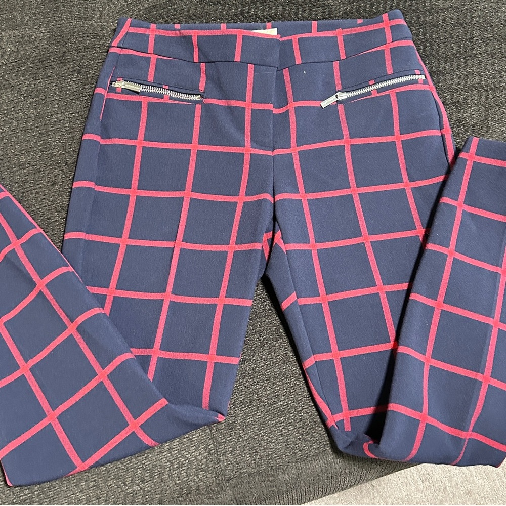 Michael Kors women’s slacks. Navy and red stripes, like new. Size 8.